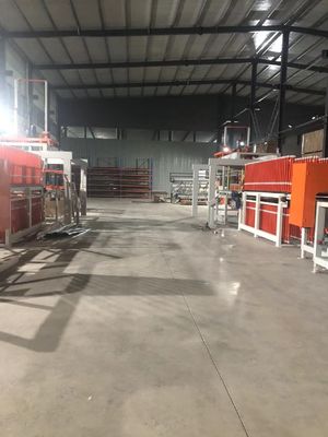 chất lượng  15KW Short Cycle Hot Press Laminating Line For Furniture Board 1200 ton nhà máy sản xuất